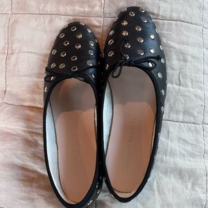 Loeffler Randal Landon black stud flat